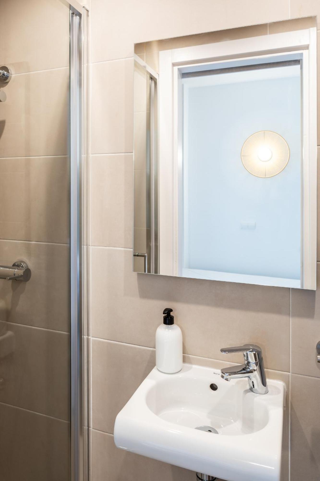 Hostal Alicante Sant Antoni de Portmany Екстериор снимка